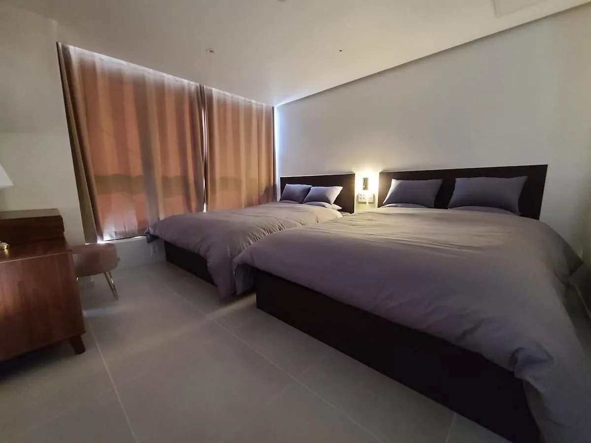 Penton9 B Villa Busan